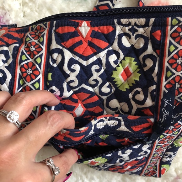 Vera Bradley Crossbody Bag & Matching Wallet - Picture 4 of 12